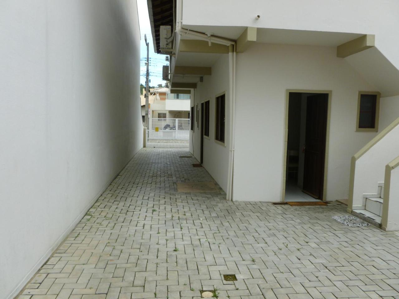 Apartamentos Bombinhas - 140 Metros Da Praia Экстерьер фото