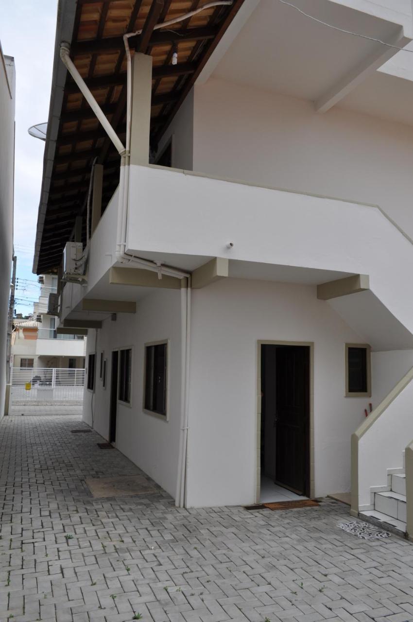 Apartamentos Bombinhas - 140 Metros Da Praia Экстерьер фото